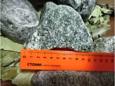 Жадеит галтованный 70-150 мм, 20 кг