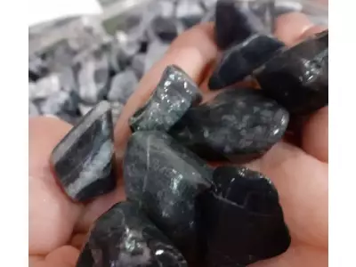 "Доломит чёрный" галтованный, крошка 10-20мм., 20кг.