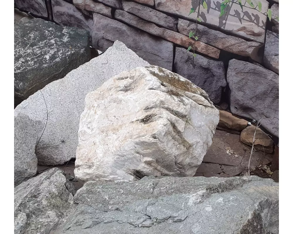 Валун мраморный в ассортименте/разные